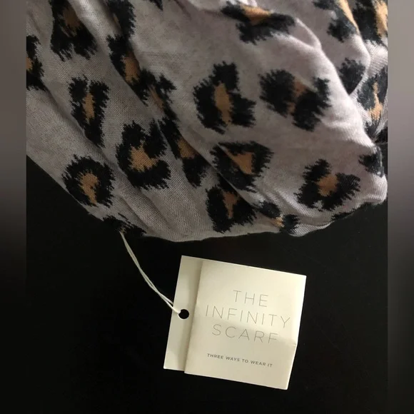 NET Loft Infinity Scarf - Picture 2 of 3